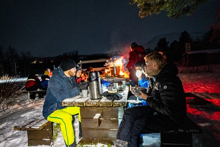Northern Lights Tour from Kiruna to Abisko National Park (4/12)