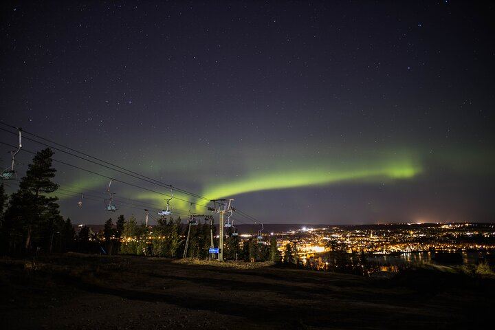 Drei-Stunden-Nordlichttour ab Rovaniemi mit Lagerfeuer und Grillen (12/12)