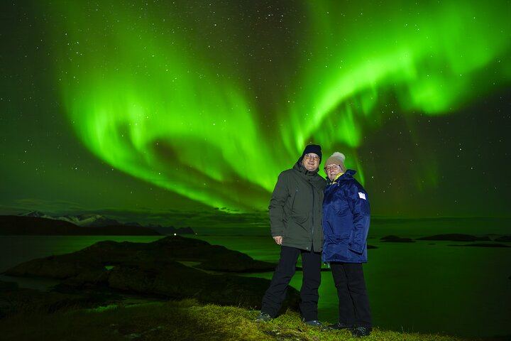 Tromso Northern Lights Minibus Tour with Expert Guides, Max 18 (2/12)