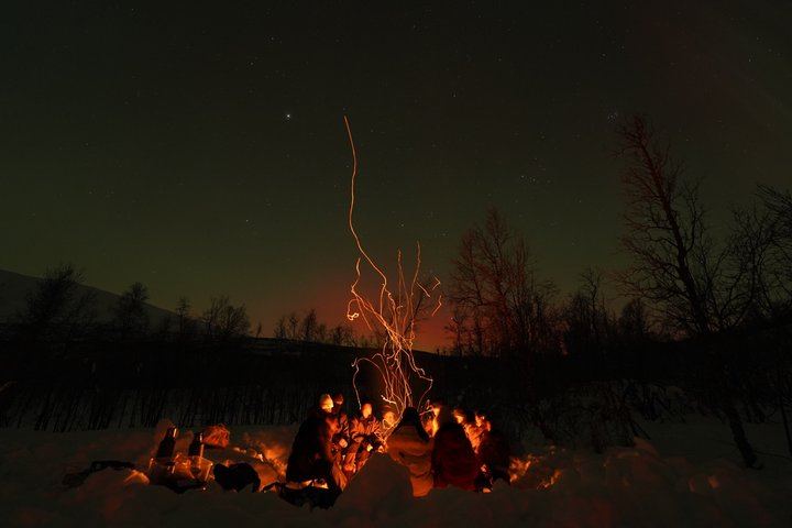 Chasse aux aurores à Tromsø, avec feu de joie, boissons chaudes et photos gratuites (2/12)