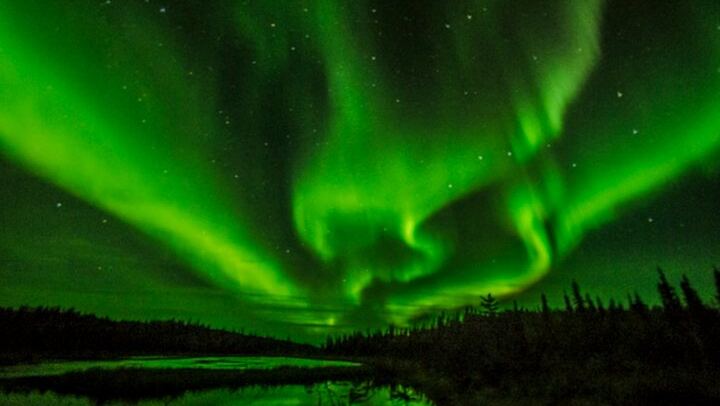 Yellowknife Aurora Tour with No Time Limit and Unlimited Photos (3/3)