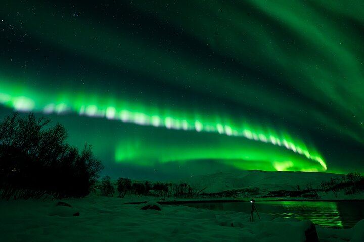 Tromso Northern Lights Tour with Viewing Guarantee and Unlimited Mileage (8/12)