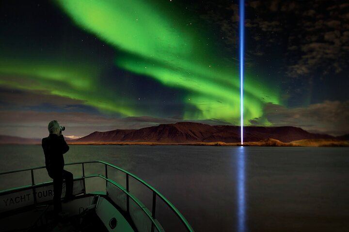 Croisière à bord du yacht Harpa (capacité maximale de 35 personnes) pour observer les aurores boréales, au départ de Reykjavik (1/12)
