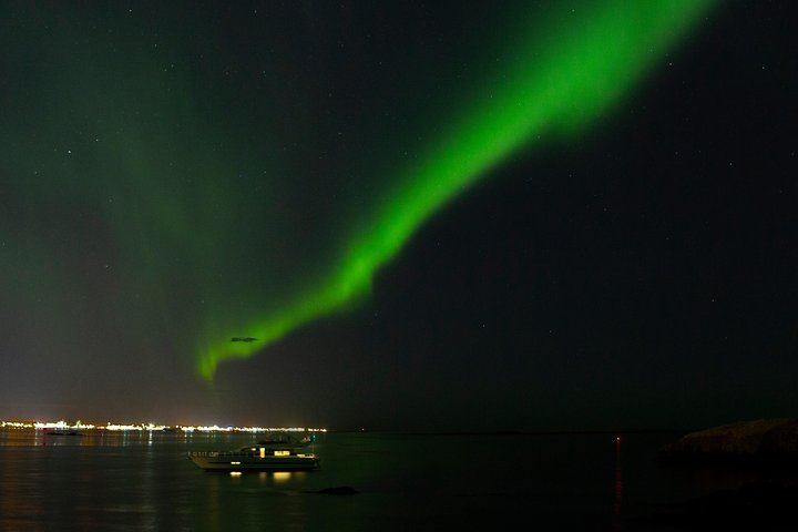 Croisière à bord du yacht Harpa (capacité maximale de 35 personnes) pour observer les aurores boréales, au départ de Reykjavik (7/12)