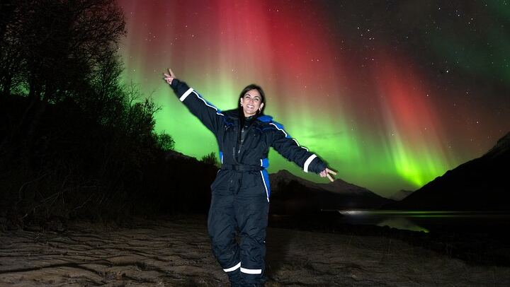 Tromso Northern Lights Minibus Chase, Small Group with Portraits (4/12)
