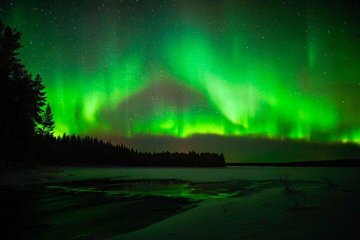 Northern Lights Wilderness Tour from Rovaniemi, Max 8 Guests (7/10)
