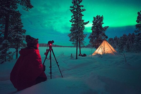 Northern Lights Photo Tour from Kiruna with Sami Photo Guides