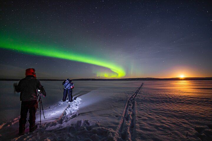 Fototour zur Beobachtung des Polarlichts in einer kleinen Gruppe, gestartet in Rovaniemi, mit Beyond Arctic (12/12)