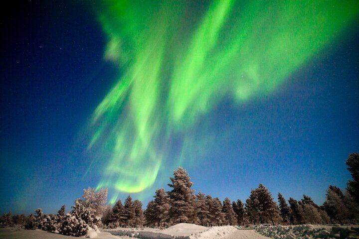 Private 4x4 Northern Lights Hunt from Levi with Aurora Guarantee (5/8)
