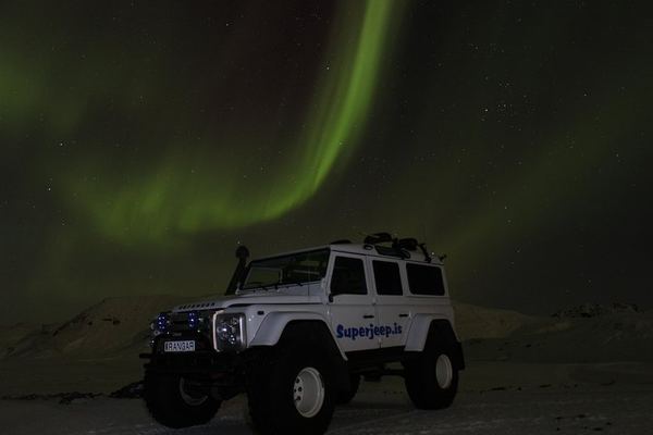 Private Superjeep Northern Lights Hunt from Reykjavík, Your Group Only