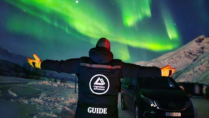 Private Northern Lights Experience from Tromso in a Mercedes (2/12)