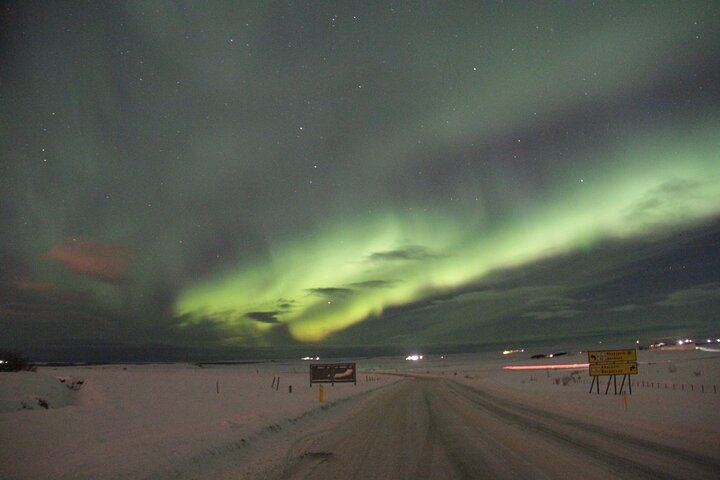 Private Northern Lights Tour from Reykjavík towards Borgarnes (3/7)