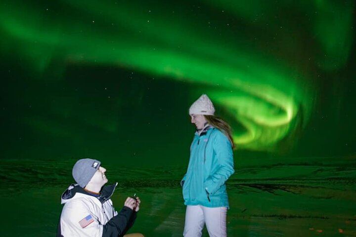 Private Northern Lights Tour with a Guide and Professional Photos (2/12)