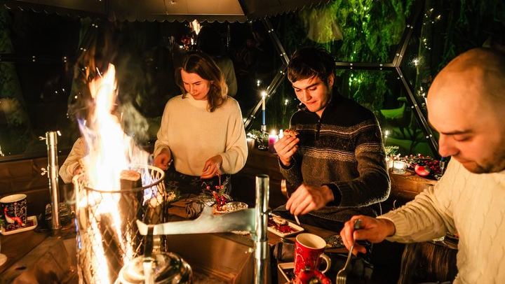 Private Glass Igloo Dinner and Aurora Safari by Snowmobile or ATV (1/12)