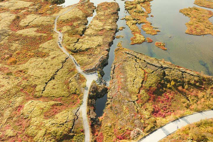 Golden Circle and Northern Lights Small Group Tour from Reykjavík, 11 Hours (7/12)