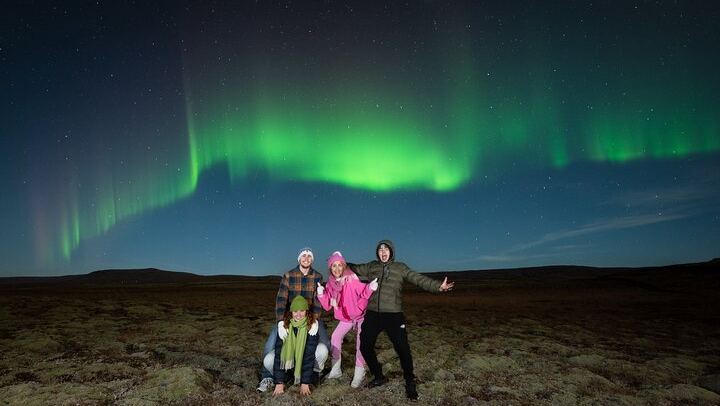 Reykjavik Private Northern Lights Tour with a Professional Photographer (2/12)