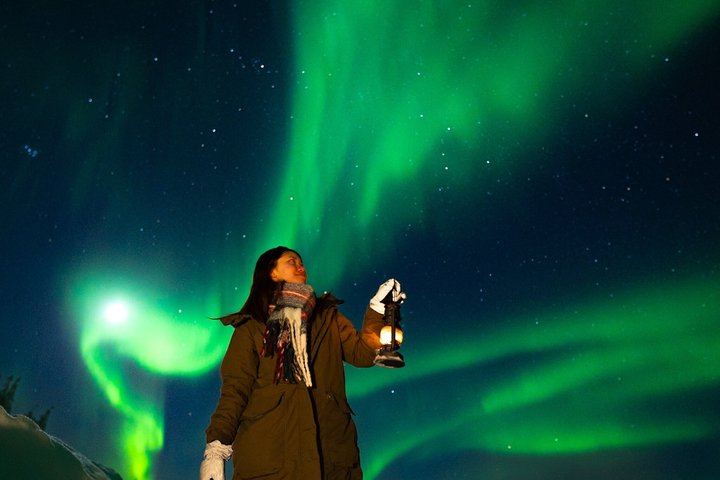 Heated Coach Aurora Hunt from Rovaniemi with Photos and No Aurora, No Payment (8/12)
