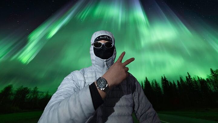 Chasse aux aurores en minibus au départ de Rovaniemi, avec photos et vidéos professionnelles (2/9)