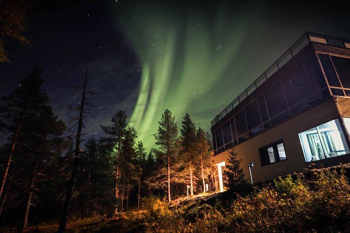 Drei-Stunden-Nordlichttour ab Rovaniemi mit Lagerfeuer und Grillen (9/12)