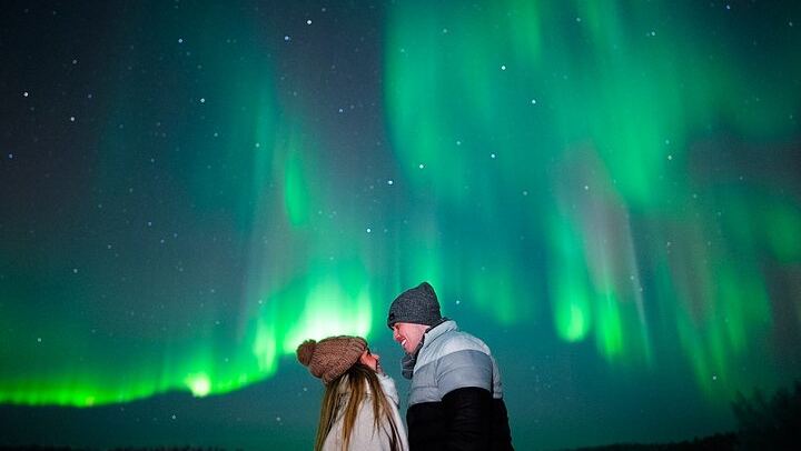 Guaranteed Small Group Aurora Expedition from Rovaniemi with DSLR Photos