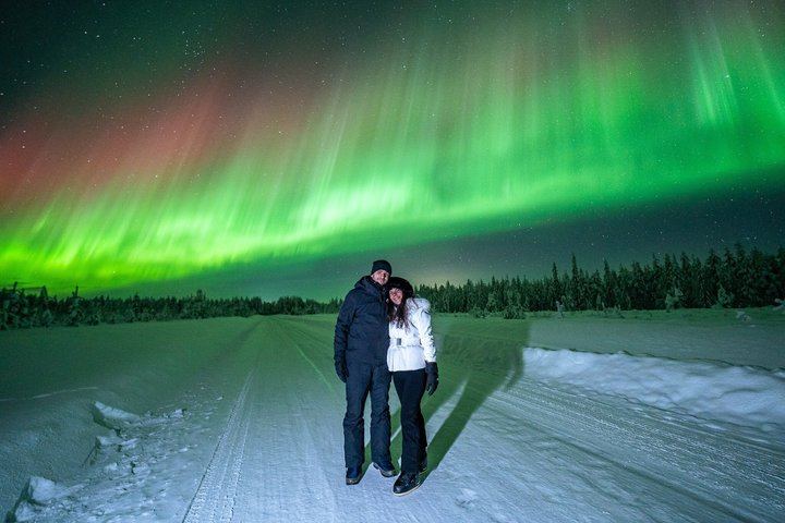Aurora Hunt from Rovaniemi with a Professional Photographer (1/12)
