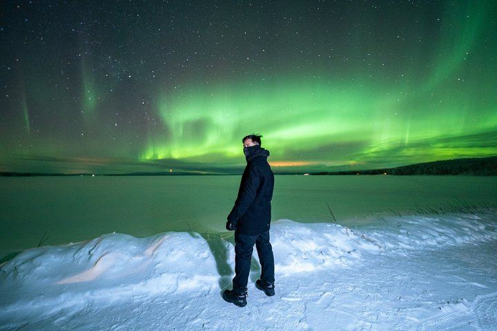 Aurora Hunt from Rovaniemi with a Professional Photographer (6/12)