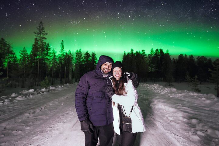 Private Aurora Chase from Rovaniemi by Luxury SUV, No Distance Limit (6/11)