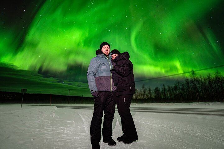 Small Group Northern Lights Tour from Rovaniemi with Local Guides (6/10)