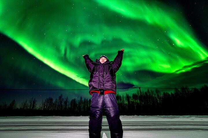 Small Group Northern Lights Tour from Rovaniemi with Local Guides (4/10)