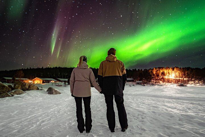 Small Group Northern Lights Tour from Rovaniemi with Local Guides (7/10)