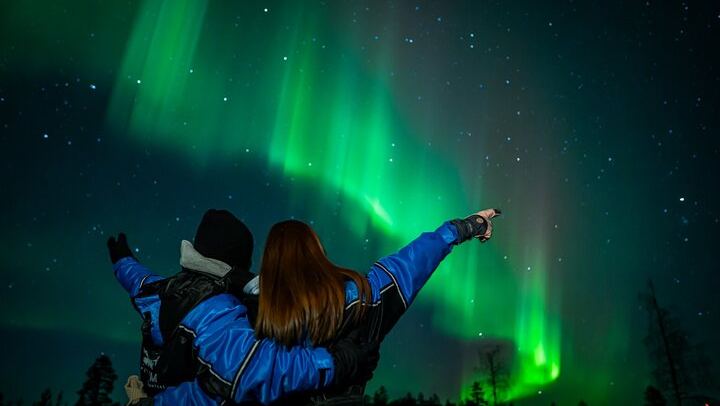 Private Aurora Hunt from Rovaniemi with No Route, Time or Distance Limit