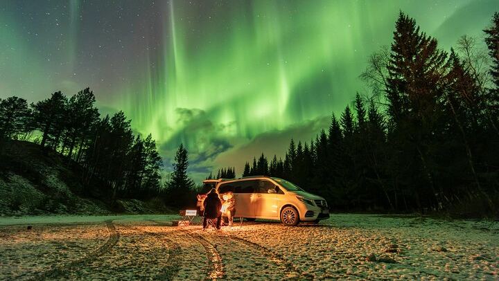 Small Group Quest for the Northern Lights in Tromso by 4x4 Van (1/12)