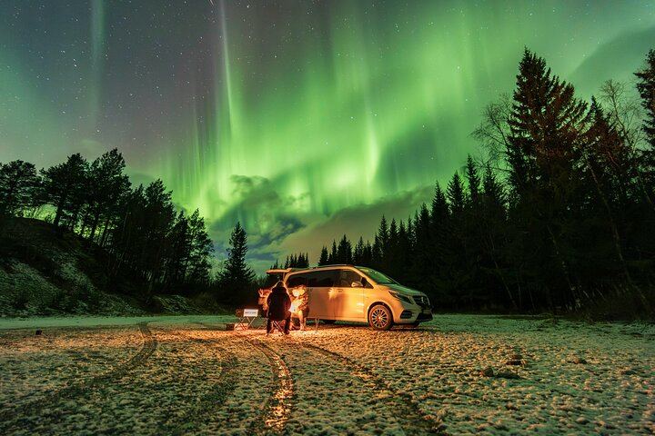 Small Group Quest for the Northern Lights in Tromso by 4x4 Van (1/12)