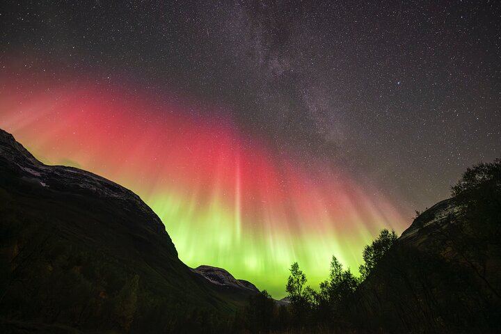 Small Group Quest for the Northern Lights in Tromso by 4x4 Van (2/12)