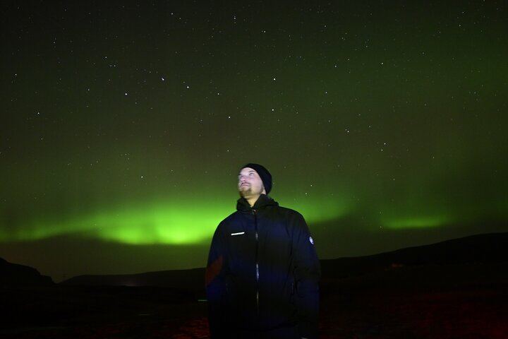 Small Group Northern Lights Tour by Sprinter Minibus from Reykjavík (9/12)