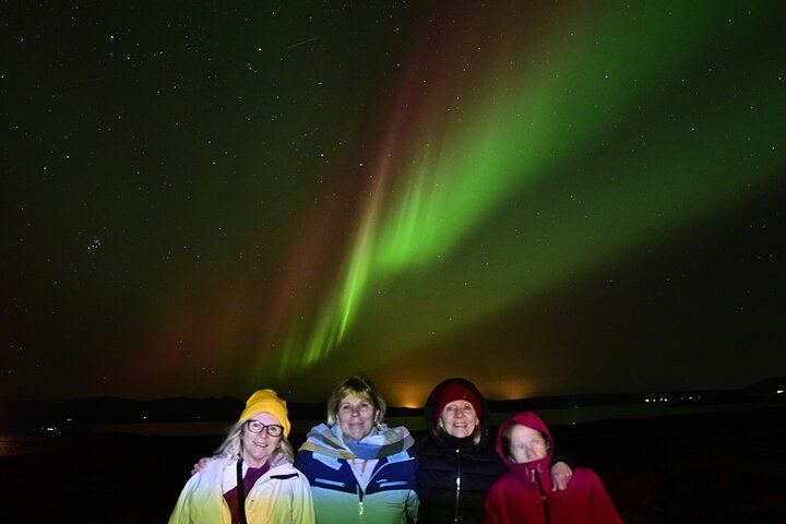 Small Group Northern Lights Tour by Sprinter Minibus from Reykjavík (4/12)