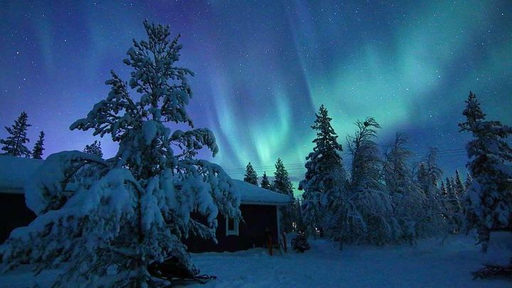 Snowmobile Aurora Expedition from Kiruna with a Lappish Dinner (3/8)