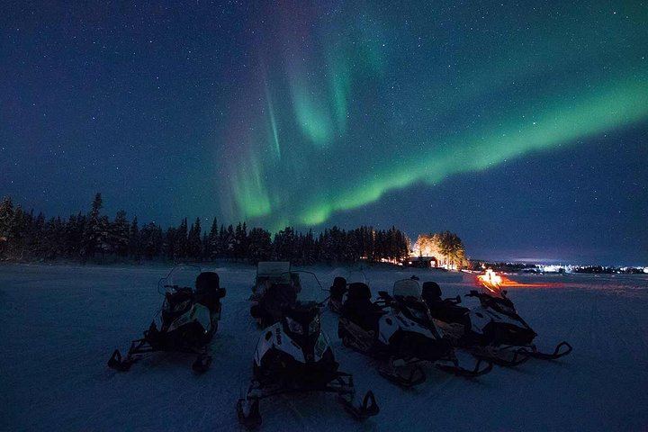 Snowmobile Aurora Expedition from Kiruna with a Lappish Dinner (1/8)