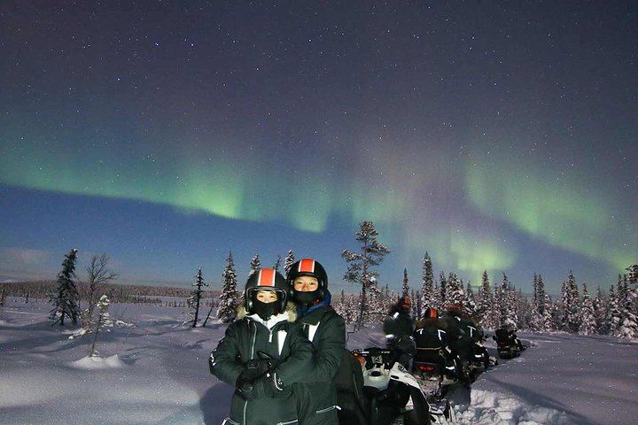 Snowmobile Aurora Expedition from Kiruna with a Lappish Dinner (2/8)