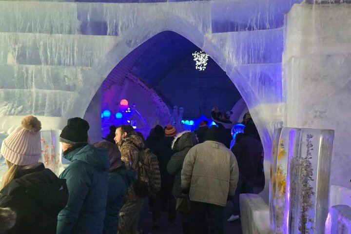 Chena Hot Springs Guided Night with Ice Museum and Aurora Photos (7/12)