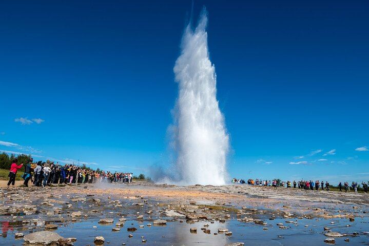 Golden Circle and Northern Lights Tour from Reykjavík in One Day (3/8)