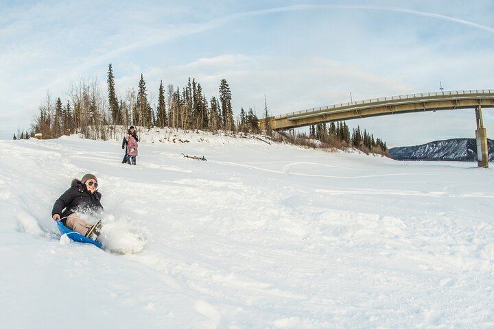 Arctic Circle Aurora Drive from Fairbanks on the Dalton Highway (12/12)