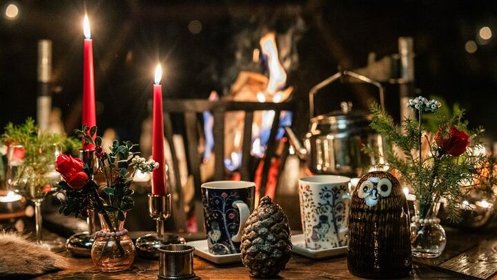 Aurora Gastronomy: Gourmet Glass Igloo Dinner and Snowmobile Safari (4/12)