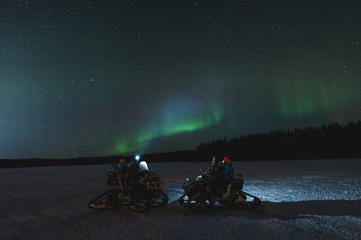 Private Glass Igloo Dinner and Snowmobile Safari under the Aurora, Rovaniemi (12/12)