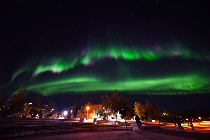 Yellowknife Aurora Camp with Heated Site and Free Photography (10/12)