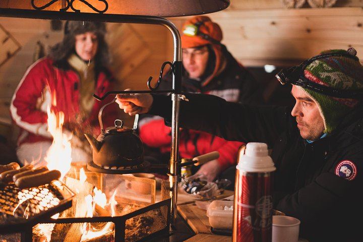 Arctic Lake Aurora Hunt from Rovaniemi with a Lappish Tipi (4/12)
