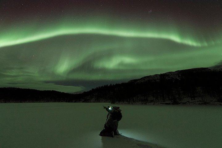 Chasse aux aurores à Tromsø, avec feu de joie, repas chaud, combinaison thermique et photos (11/12)