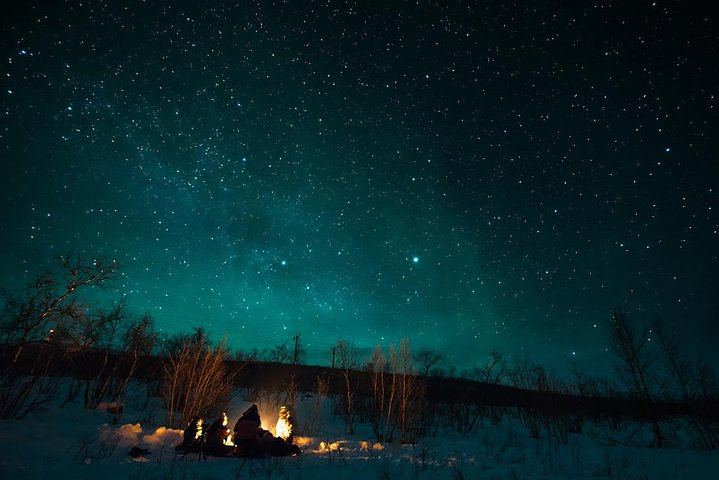 Chasse aux aurores à Tromsø, avec feu de joie, repas chaud, combinaison thermique et photos (8/12)