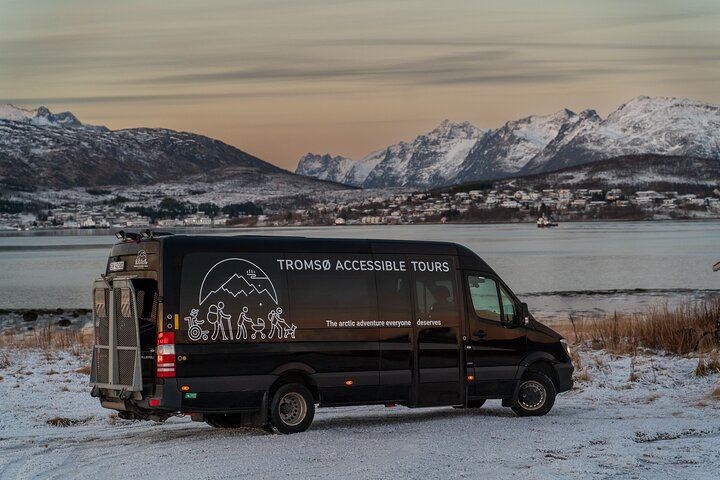 Tromso Aurora Tour For All, Accessible Northern Lights Chase (2/4)