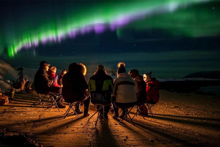 Tromso Northern Lights Tour with Full Arctic Gear and Reindeer Sausage (2/12)